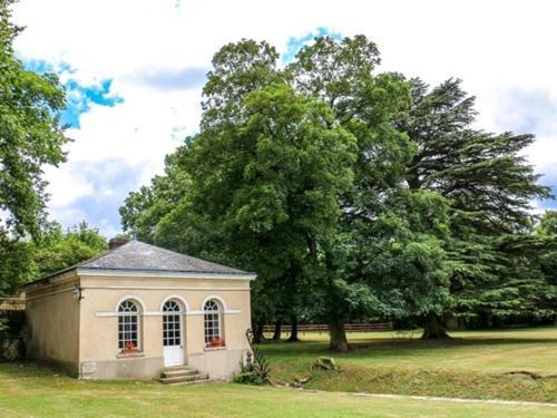 Отель Domaine De Montchevreuil Fresneaux-Montchevreuil Номер фото